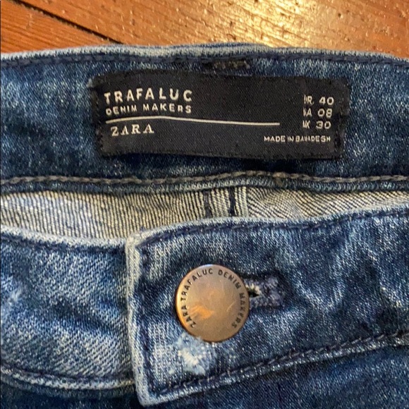ZARA RIPPED JEANS - Picture 4 of 4